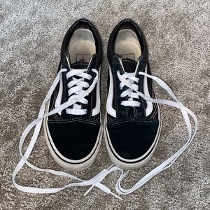 Black and white old skool Vans